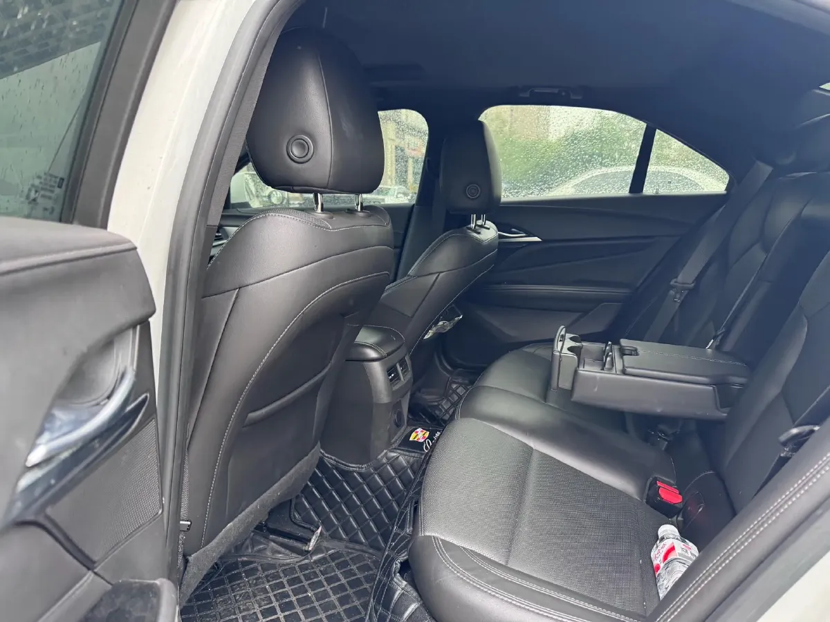 2021 Cadillac CT4 2.0T 237HP L4 8AT,autocango,china used car exporter,china ev exporter,chinese used car exporter,chinese used ev exporter