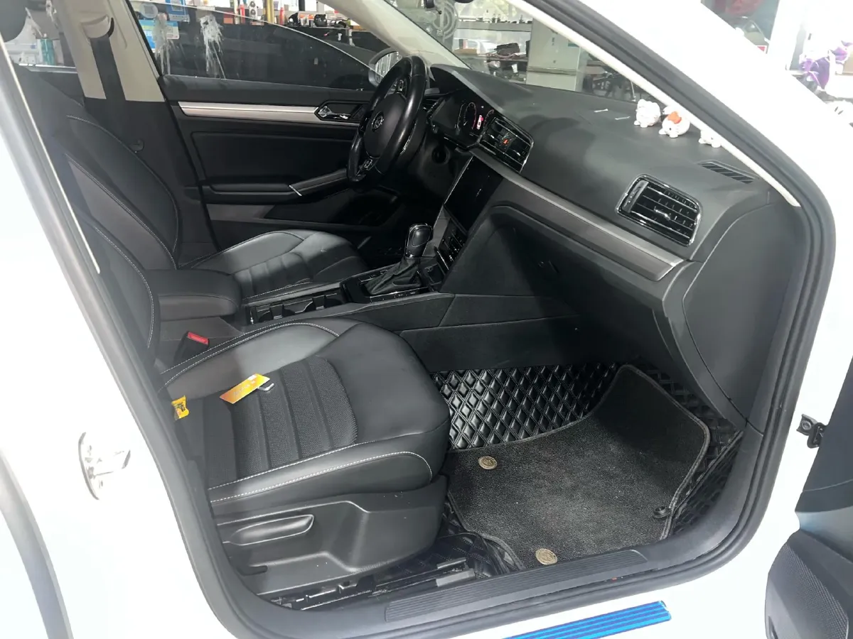 2021 Volkswagen Lamando 1.4T 150HP L4 7DCT,autocango,china used car exporter,china ev exporter,chinese used car exporter,chinese used ev exporter