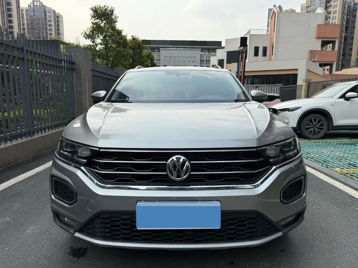 2020 Volkswagen T-Roc 1.4T 131HP L4 7DCT,autocango,china used car exporter,china ev exporter,chinese used car exporter,chinese used ev exporter