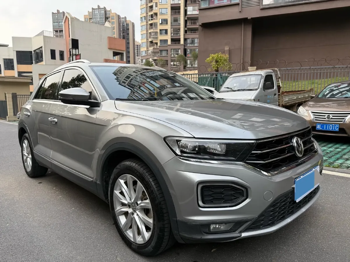 2020 Volkswagen T-Roc 1.4T 131HP L4 7DCT,autocango,china used car exporter,china ev exporter,chinese used car exporter,chinese used ev exporter