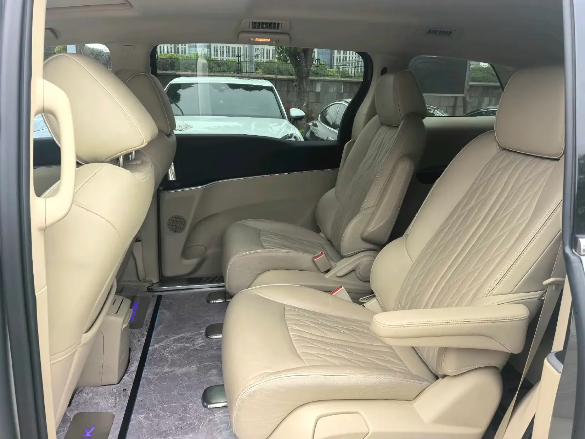 2023 Buick GL8 2.0T 237HP L4 9AT,autocango,china used car exporter,china ev exporter,chinese used car exporter,chinese used ev exporter