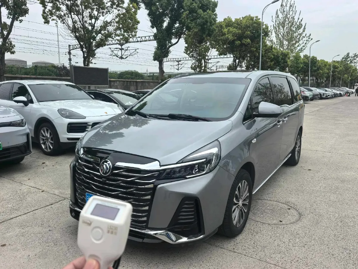 2023 Buick GL8 2.0T 237HP L4 9AT,autocango,china used car exporter,china ev exporter,chinese used car exporter,chinese used ev exporter
