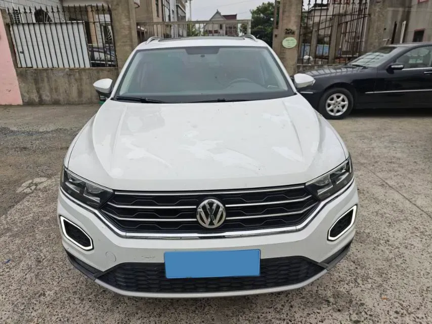2019 Volkswagen T-Roc 1.4T 150HP L4 7DCT,autocango,china used car exporter,china ev exporter,chinese used car exporter,chinese used ev exporter