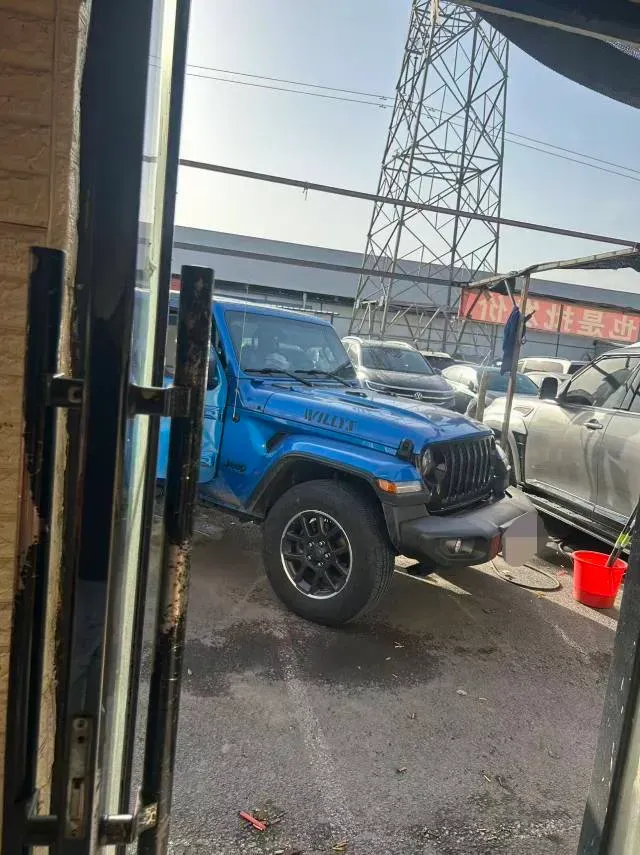 2022 Jeep Gladiator 3.6L 284HP V6 8AT,autocango,china used car exporter,china ev exporter,chinese used car exporter,chinese used ev exporter