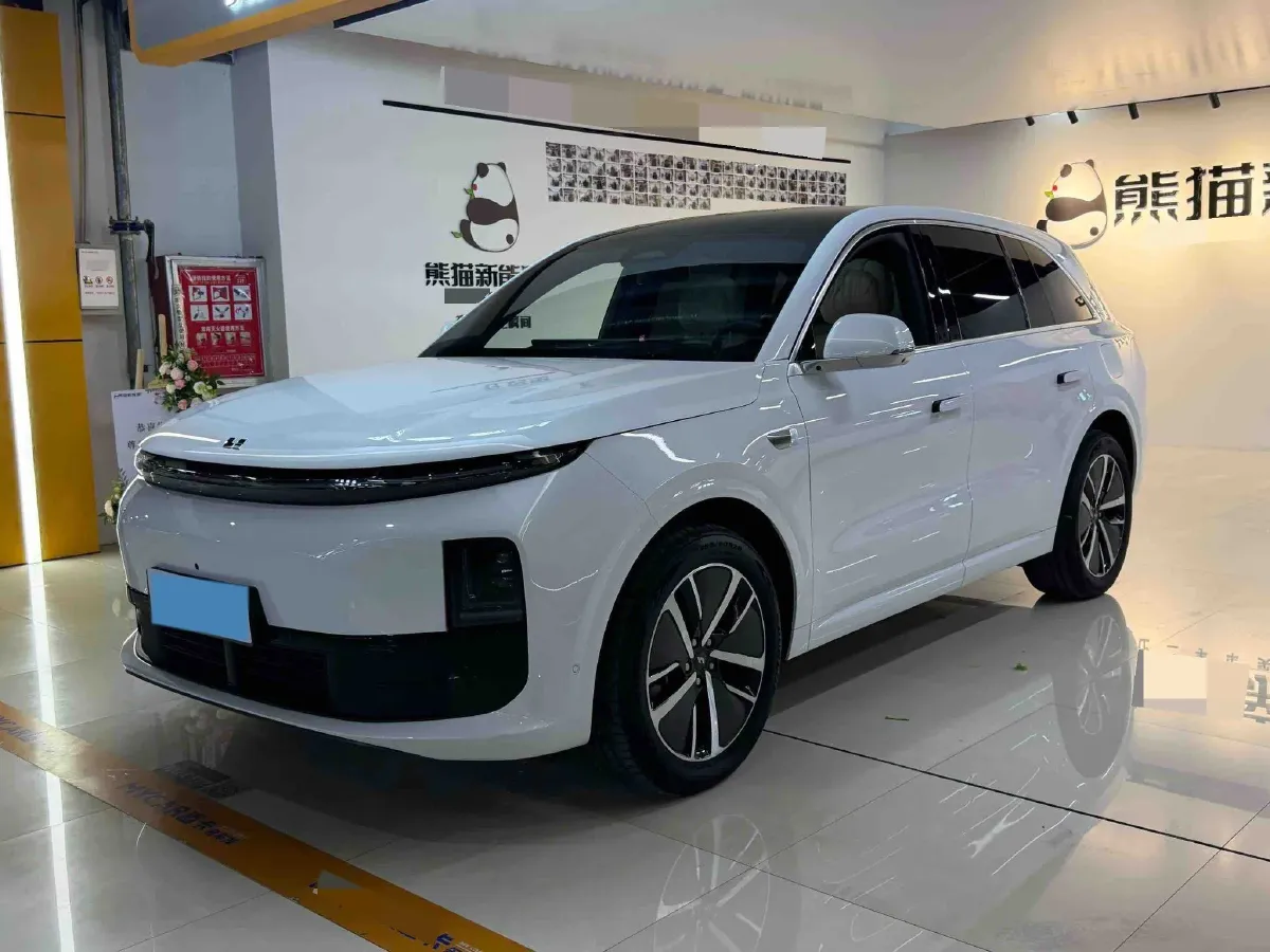 2024 Li L6 Range Extended 154HP L4 REEV 36.8KWH,autocango,china used car exporter,china ev exporter,chinese used car exporter,chinese used ev exporter