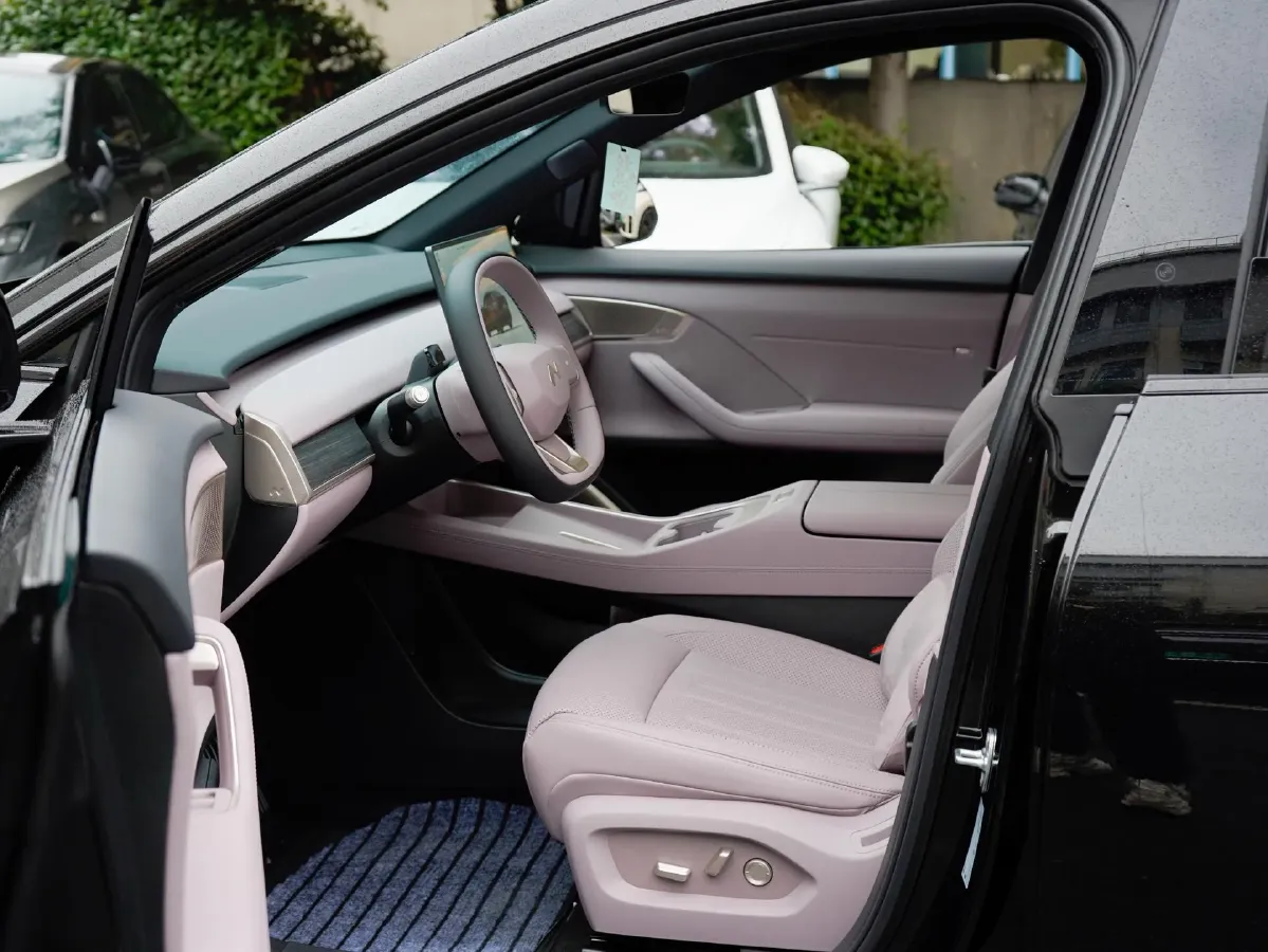 2025 ONVO L60 BEV,autocango,china used car exporter,china ev exporter,chinese used car exporter,chinese used ev exporter