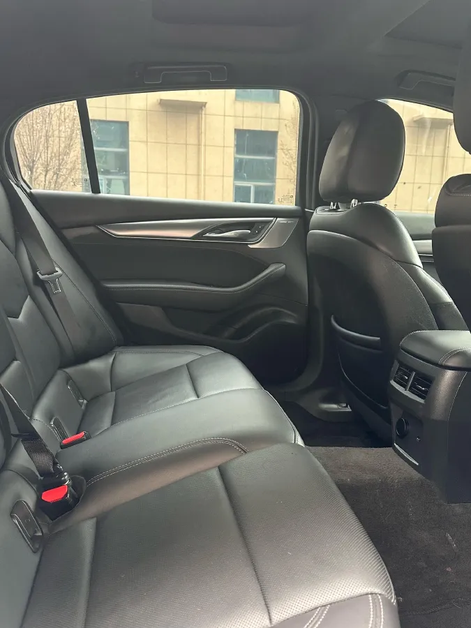 2022 Cadillac CT5 2.0T 237HP L4 10AT,autocango,china used car exporter,china ev exporter,chinese used car exporter,chinese used ev exporter