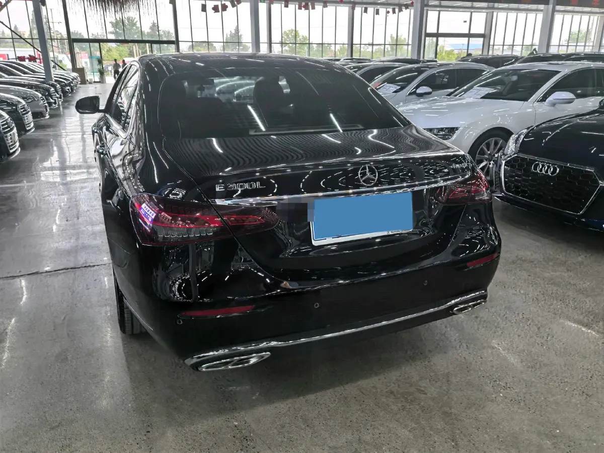 2021 Mercedes-Benz E Class 1.5T 184HP L4 9AT,autocango,china used car exporter,china ev exporter,chinese used car exporter,chinese used ev exporter