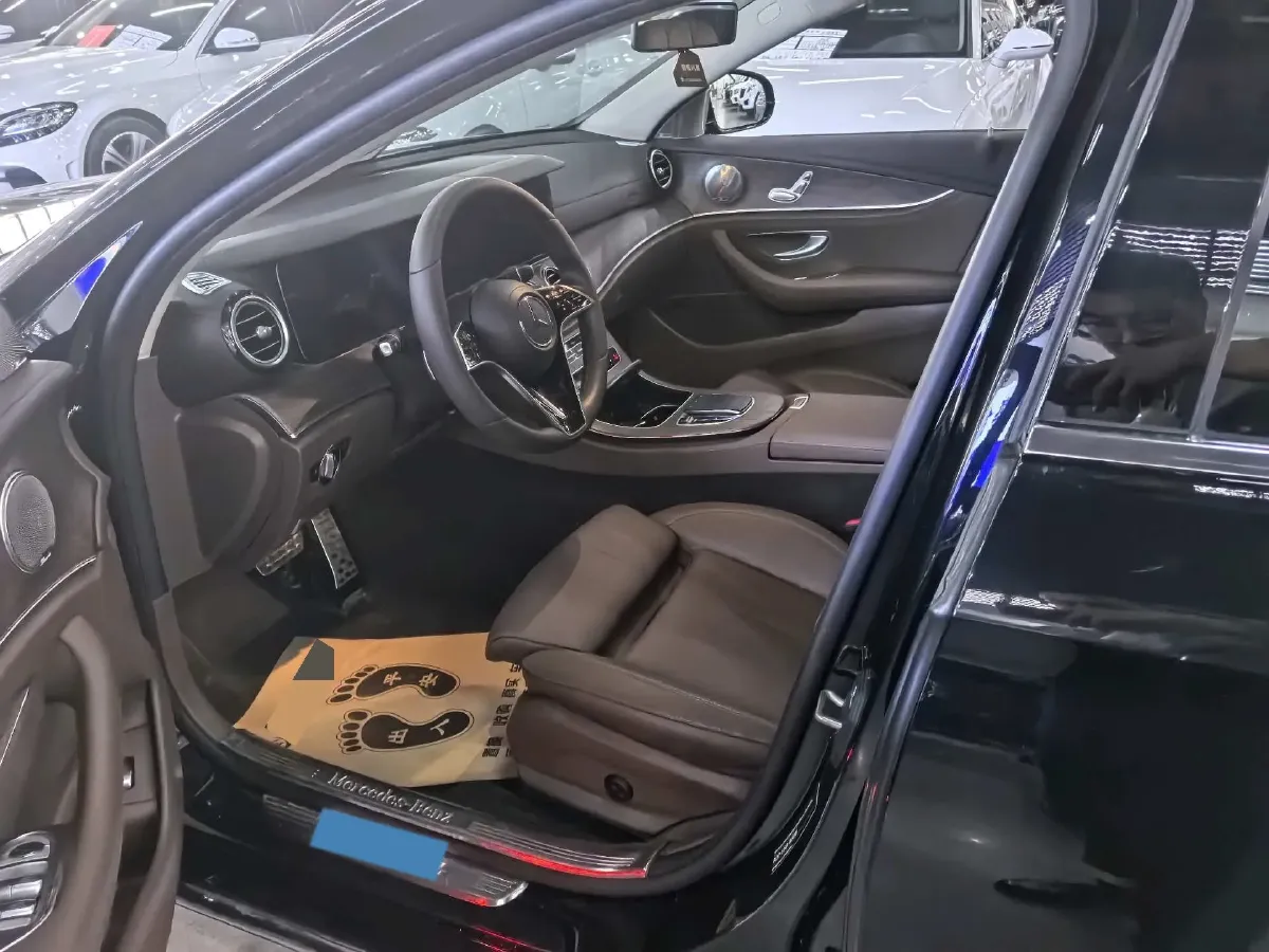 2021 Mercedes-Benz E Class 1.5T 184HP L4 9AT,autocango,china used car exporter,china ev exporter,chinese used car exporter,chinese used ev exporter