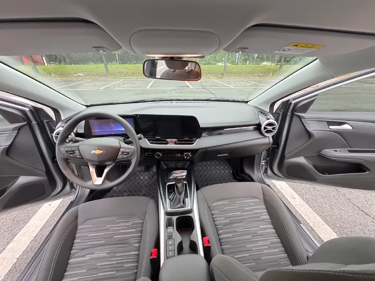 2023 Chevrolet Monza 1.5L 113HP L4 6DCT,autocango,china used car exporter,china ev exporter,chinese used car exporter,chinese used ev exporter