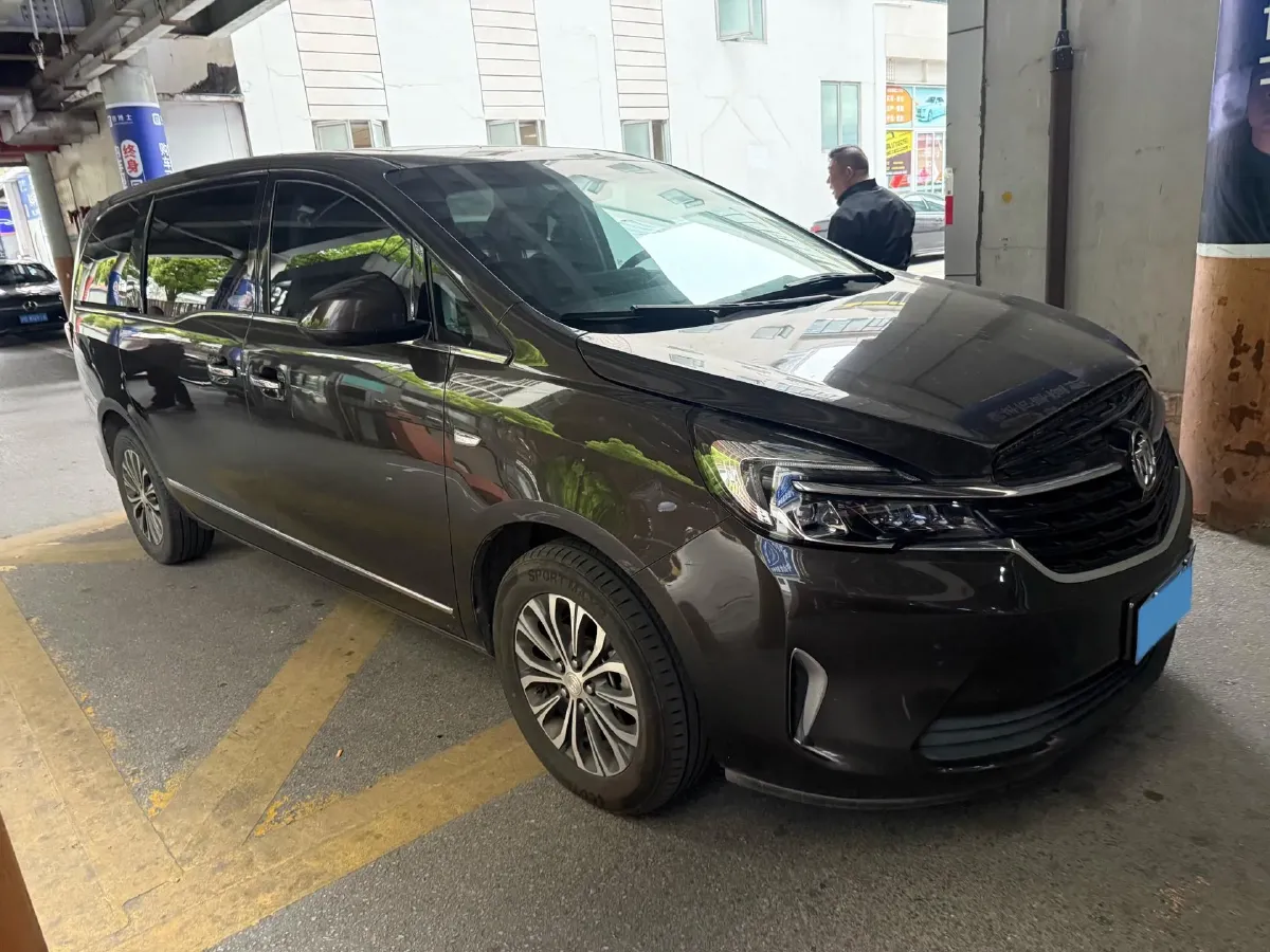 2021 Buick GL8 2.0T 237HP L4 9AT,autocango,china used car exporter,china ev exporter,chinese used car exporter,chinese used ev exporter