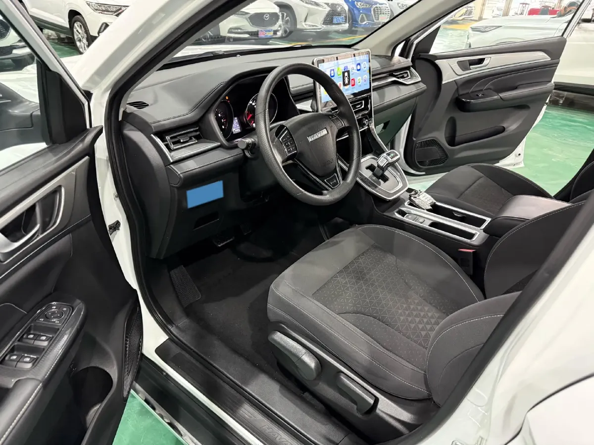 2021 Haval M6 1.5T 150HP L4 7DCT,autocango,china used car exporter,china ev exporter,chinese used car exporter,chinese used ev exporter