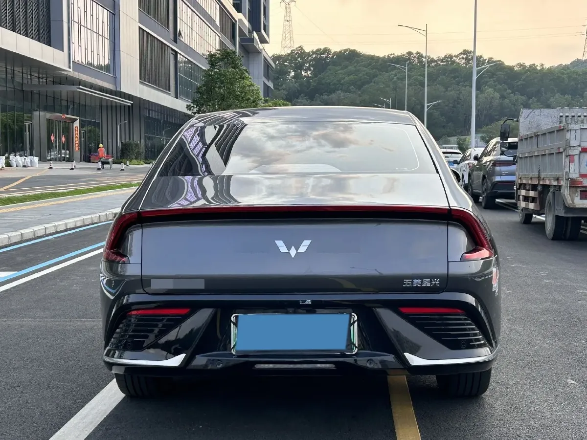 2023 WuLing XingGuang 1.5L 106HP L4 E-CVT PHEV 20.5KWH,autocango,china used car exporter,china ev exporter,chinese used car exporter,chinese used ev exporter