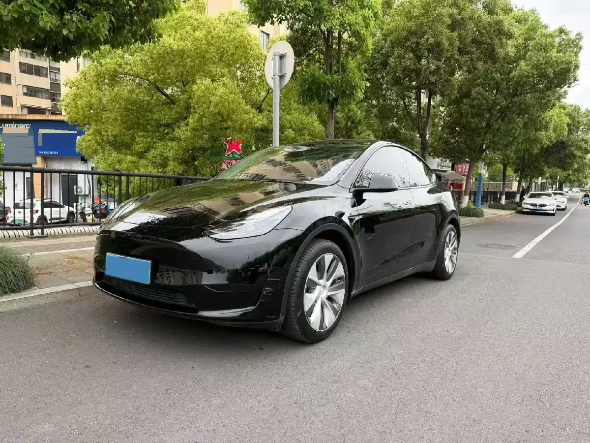 2022 Tesla Model Y BEV 60KWH,autocango,china used car exporter,china ev exporter,chinese used car exporter,chinese used ev exporter
