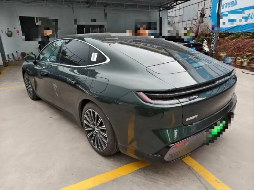 2025 Geely Galaxy Starshine 8 1.5T 163HP L4 3DHT PHEV 27.69KWH,autocango,china used car exporter,china ev exporter,chinese used car exporter,chinese used ev exporter