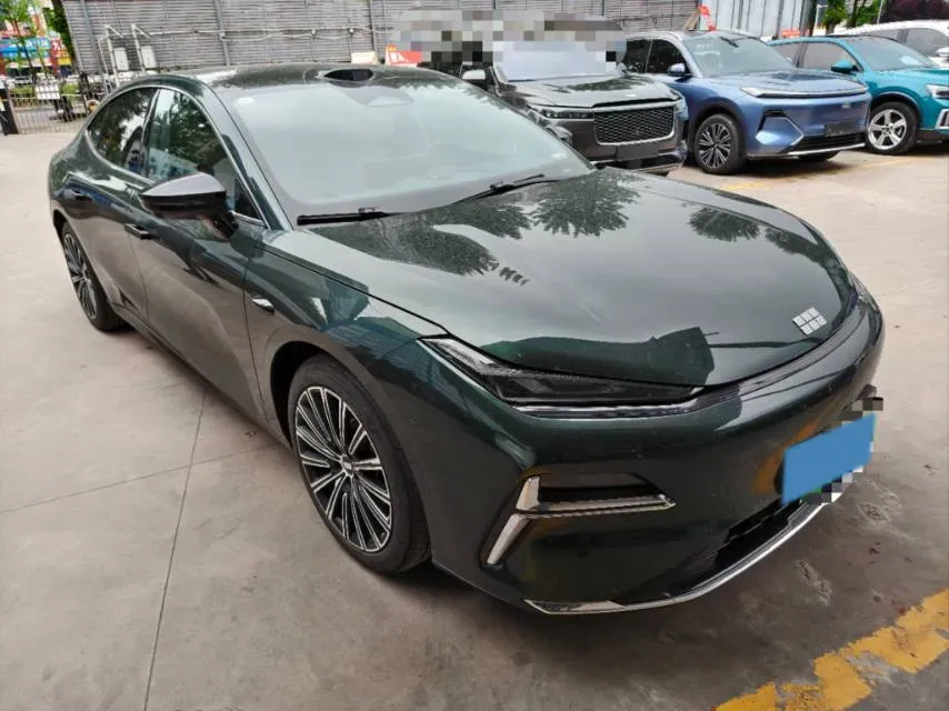 2025 Geely Galaxy Starshine 8 1.5T 163HP L4 3DHT PHEV 27.69KWH,autocango,china used car exporter,china ev exporter,chinese used car exporter,chinese used ev exporter