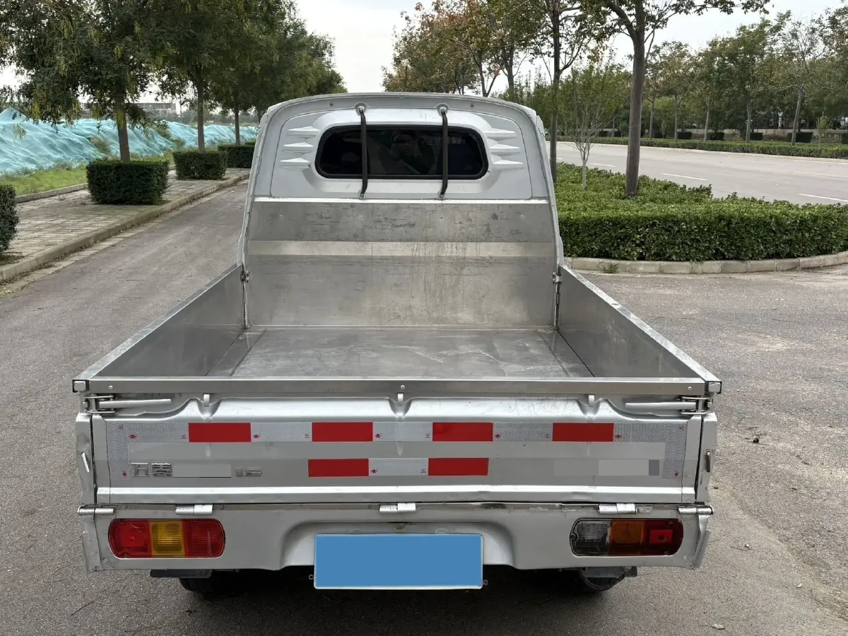 2019 WuLing RongGuang New Truck 1.5L 107HP L4 5MT,autocango,china used car exporter,china ev exporter,chinese used car exporter,chinese used ev exporter