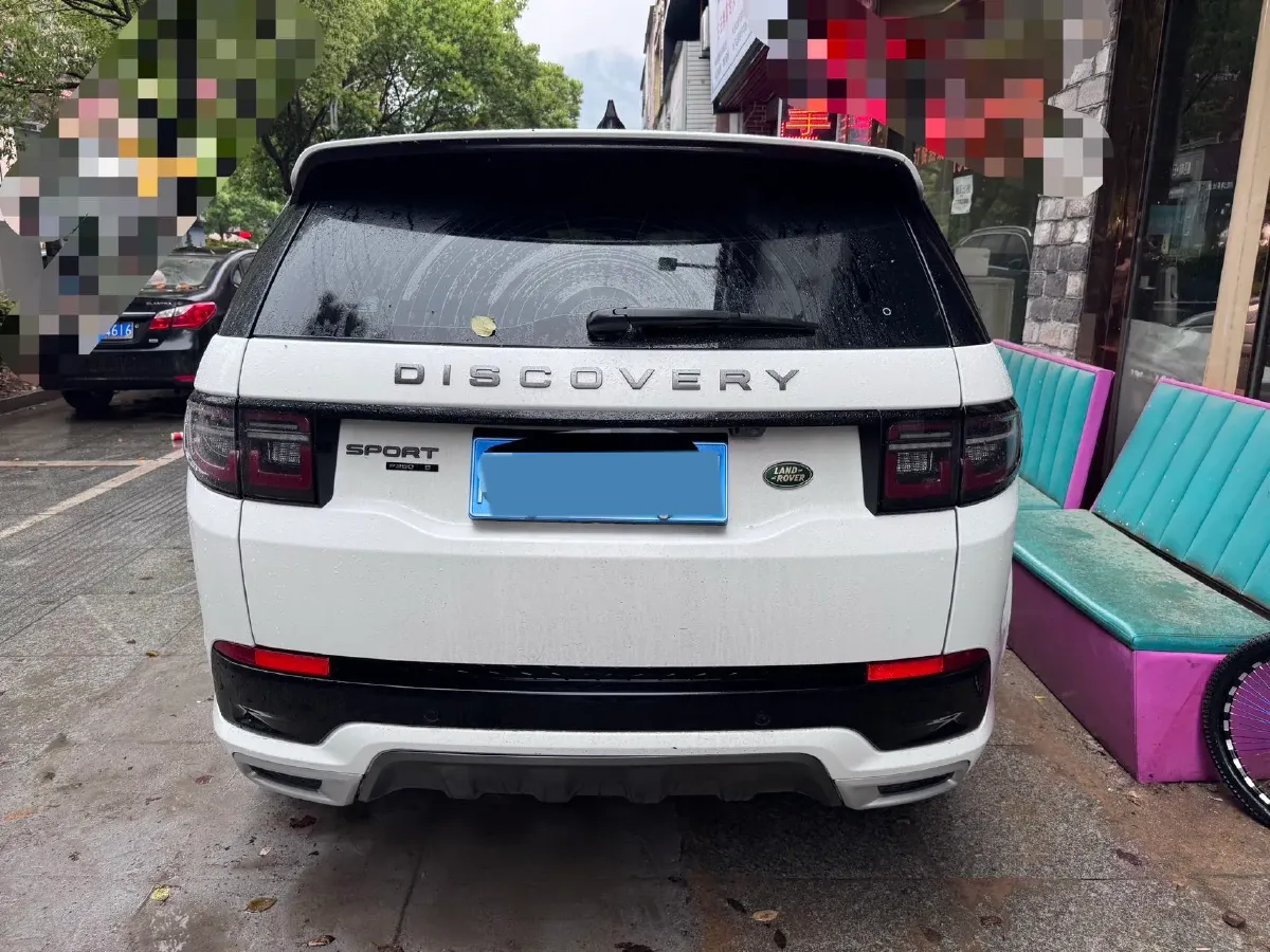 2020 Land Rover Discovery Sport 2.0T 249HP L4 9AT,autocango,china used car exporter,china ev exporter,chinese used car exporter,chinese used ev exporter