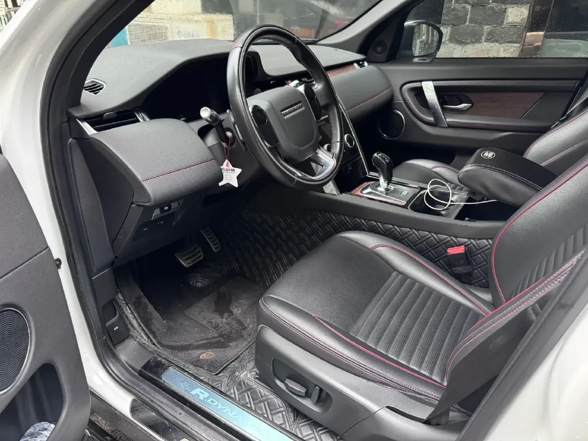 2020 Land Rover Discovery Sport 2.0T 249HP L4 9AT,autocango,china used car exporter,china ev exporter,chinese used car exporter,chinese used ev exporter