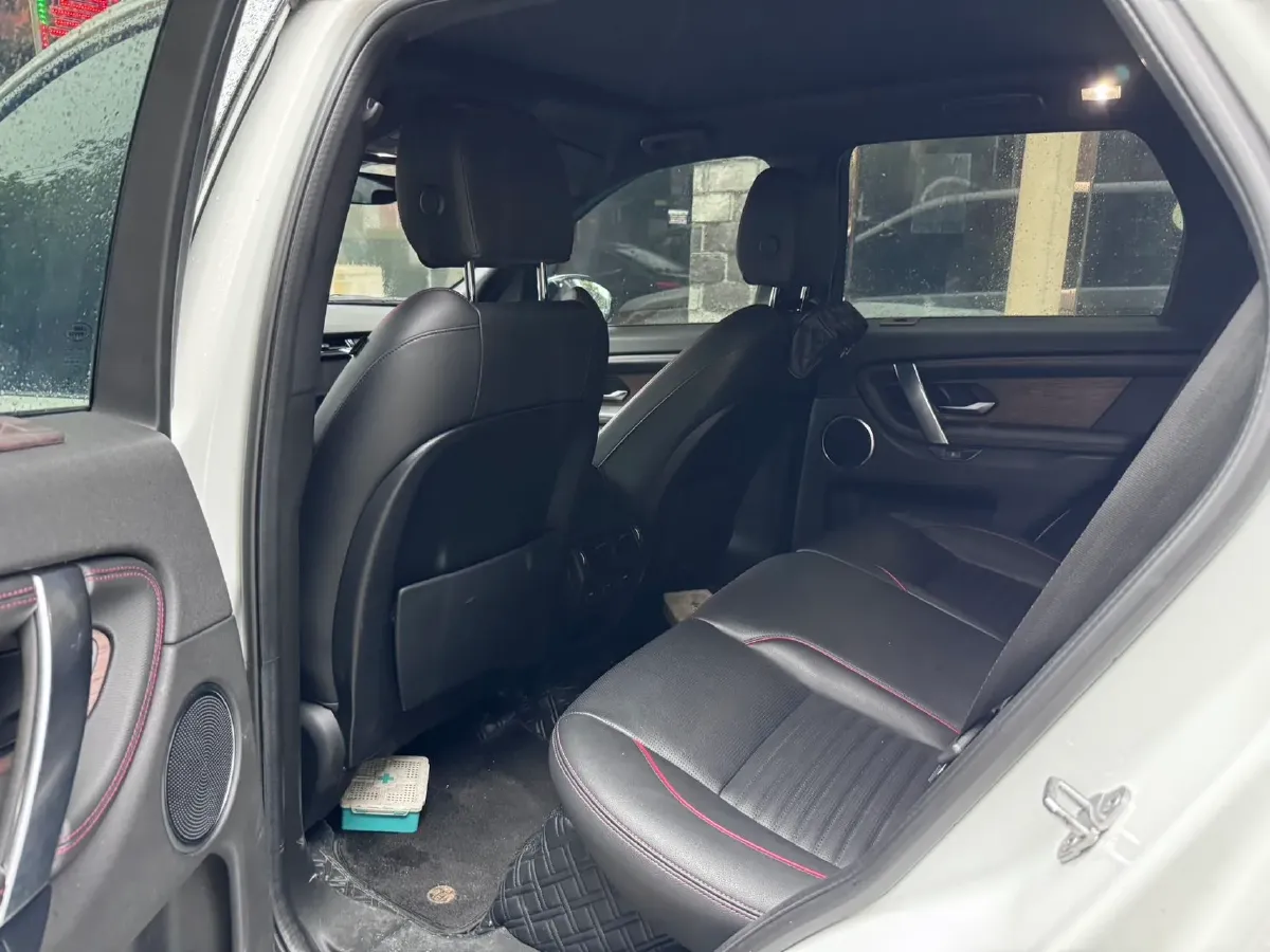 2020 Land Rover Discovery Sport 2.0T 249HP L4 9AT,autocango,china used car exporter,china ev exporter,chinese used car exporter,chinese used ev exporter