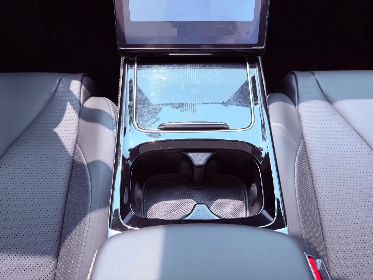 2022 Chevrolet Menlo BEV 61.1KWH,autocango,china used car exporter,china ev exporter,chinese used car exporter,chinese used ev exporter