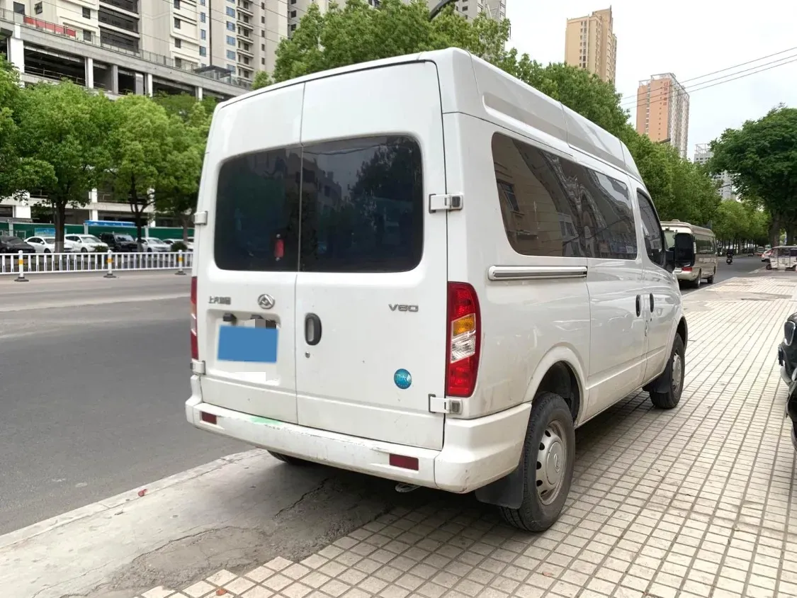 2021 MAXUS XinTu V80 2.0T 139HP L4 6MT,autocango,china used car exporter,china ev exporter,chinese used car exporter,chinese used ev exporter