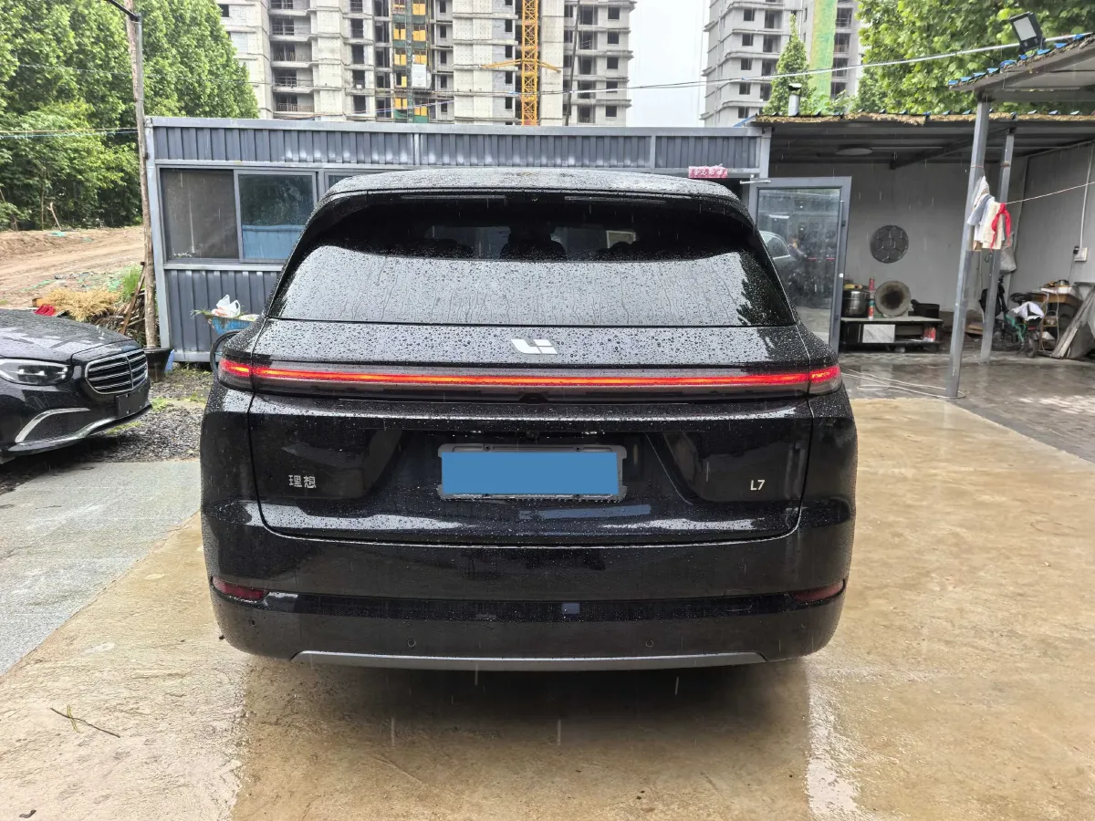 2025 Li L7 Range Extended 154HP REEV,autocango,china used car exporter,china ev exporter,chinese used car exporter,chinese used ev exporter