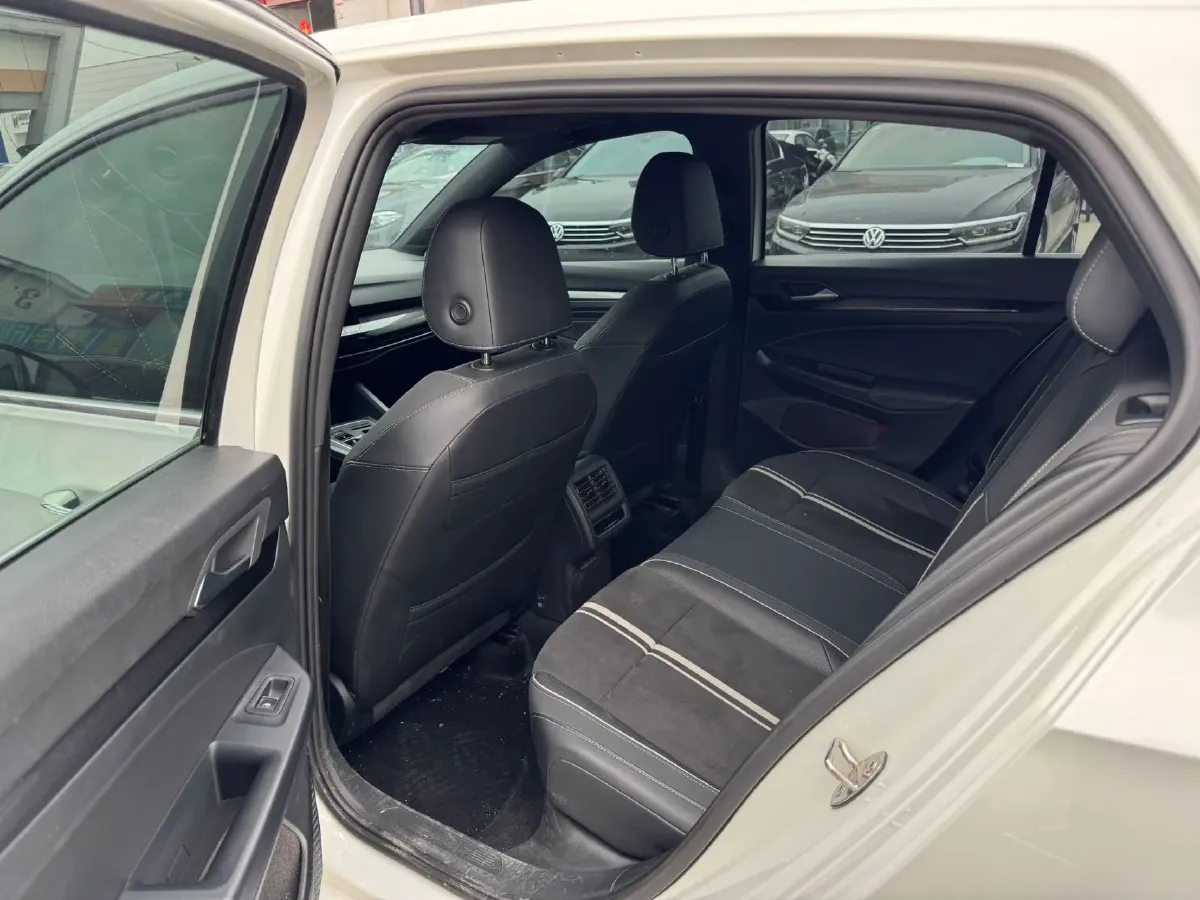 2021 Volkswagen Golf 1.4T 150HP L4 7DCT,autocango,china used car exporter,china ev exporter,chinese used car exporter,chinese used ev exporter