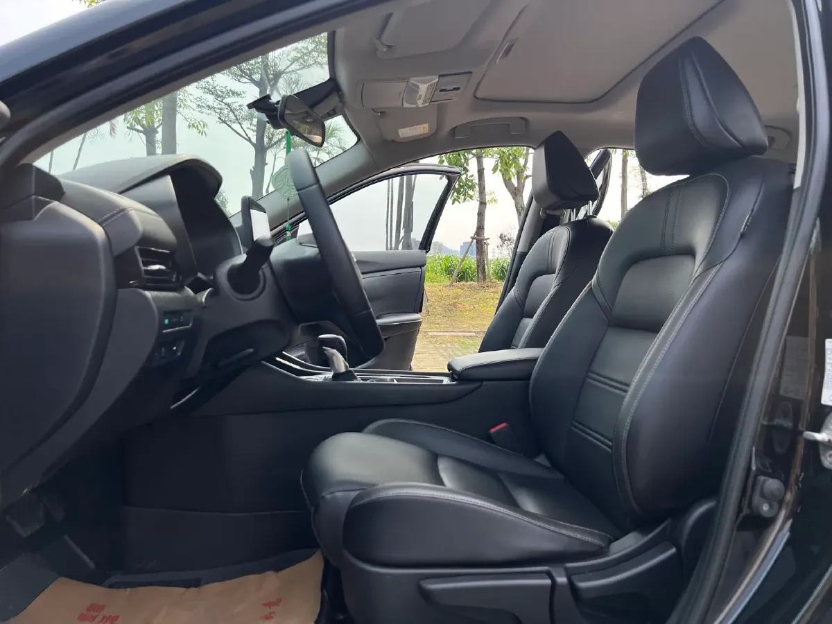 2022 Nissan Sylphy 1.6L 135HP L4 CVT,autocango,china used car exporter,china ev exporter,chinese used car exporter,chinese used ev exporter