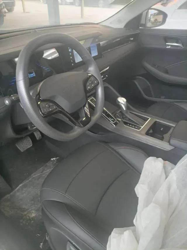 2025 MG 5 1.5L 129HP L4 CVT,autocango,china used car exporter,china ev exporter,chinese used car exporter,chinese used ev exporter