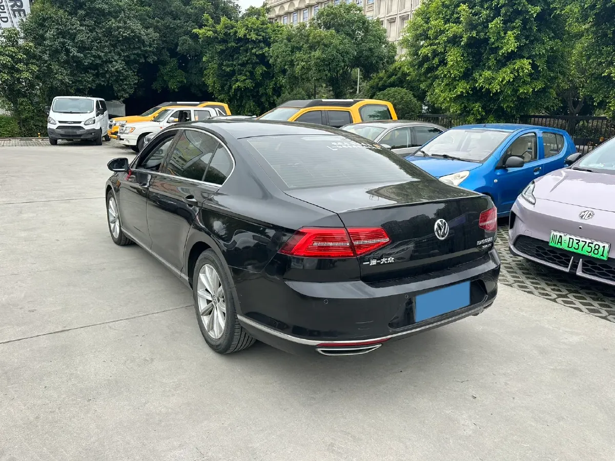 2019 Chevrolet Malibu XL 2.0T 241HP L4 9AT,autocango,china used car exporter,china ev exporter,chinese used car exporter,chinese used ev exporter