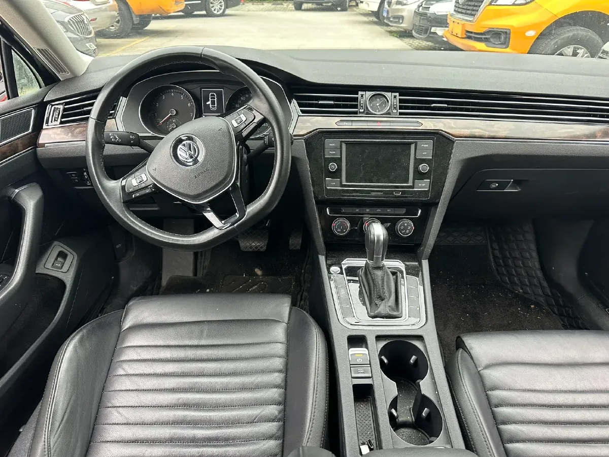 2019 Chevrolet Malibu XL 2.0T 241HP L4 9AT,autocango,china used car exporter,china ev exporter,chinese used car exporter,chinese used ev exporter