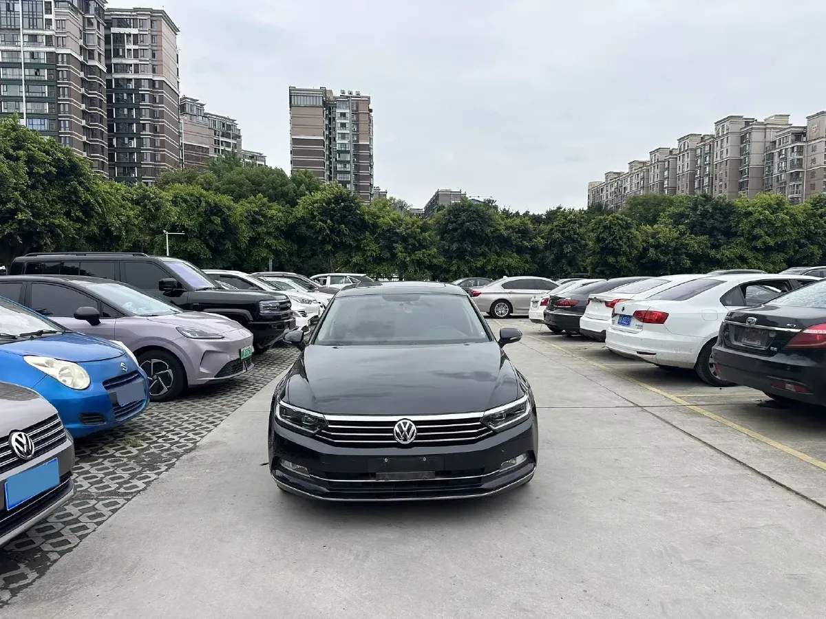 2019 Chevrolet Malibu XL 2.0T 241HP L4 9AT,autocango,china used car exporter,china ev exporter,chinese used car exporter,chinese used ev exporter