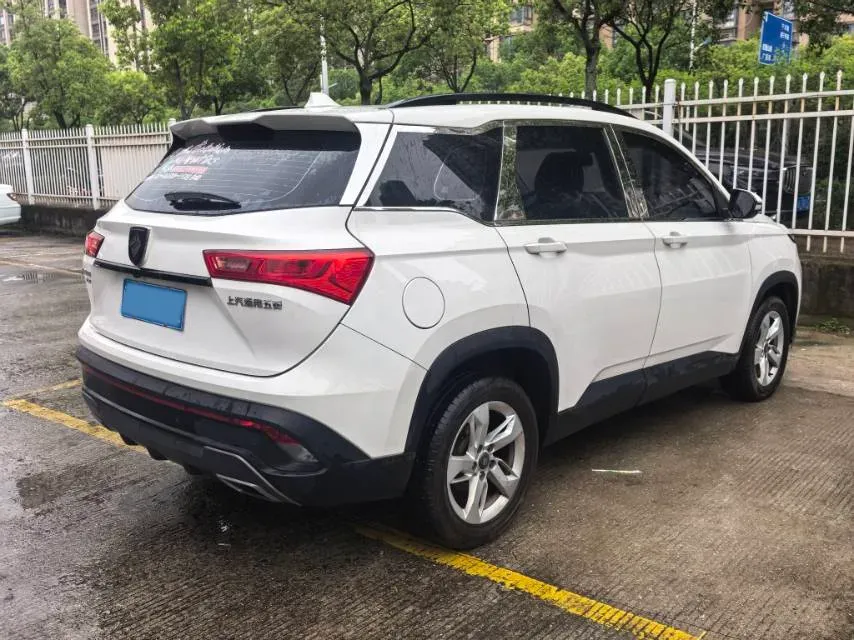 2018 BaoJun 530 1.5T 150HP L4 6MT,autocango,china used car exporter,china ev exporter,chinese used car exporter,chinese used ev exporter