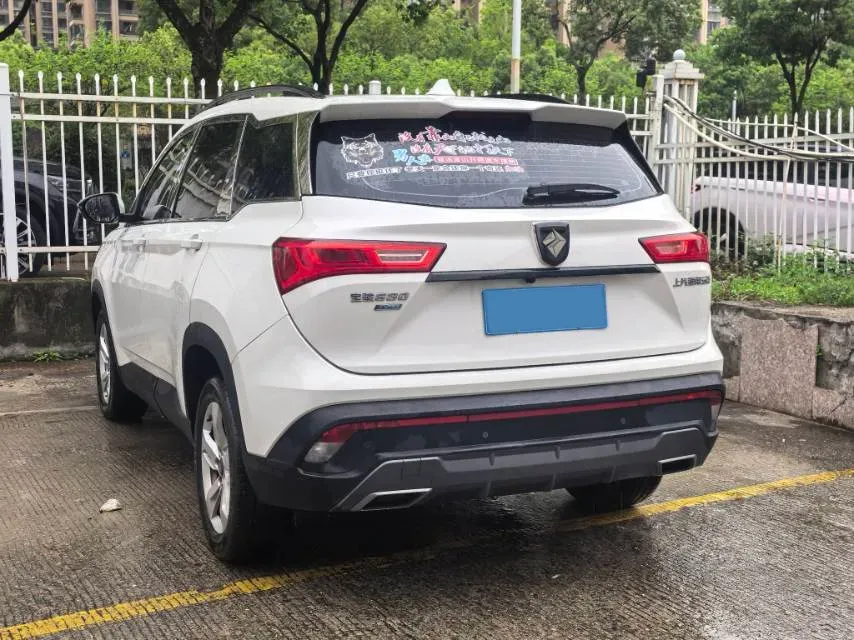 2018 BaoJun 530 1.5T 150HP L4 6MT,autocango,china used car exporter,china ev exporter,chinese used car exporter,chinese used ev exporter