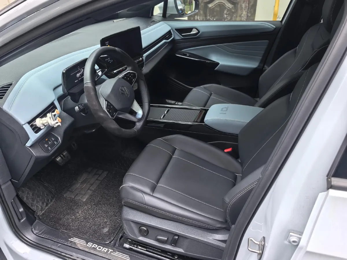 2023 MAXUS XinTu EV80 BEV 77KWH,autocango,china used car exporter,china ev exporter,chinese used car exporter,chinese used ev exporter