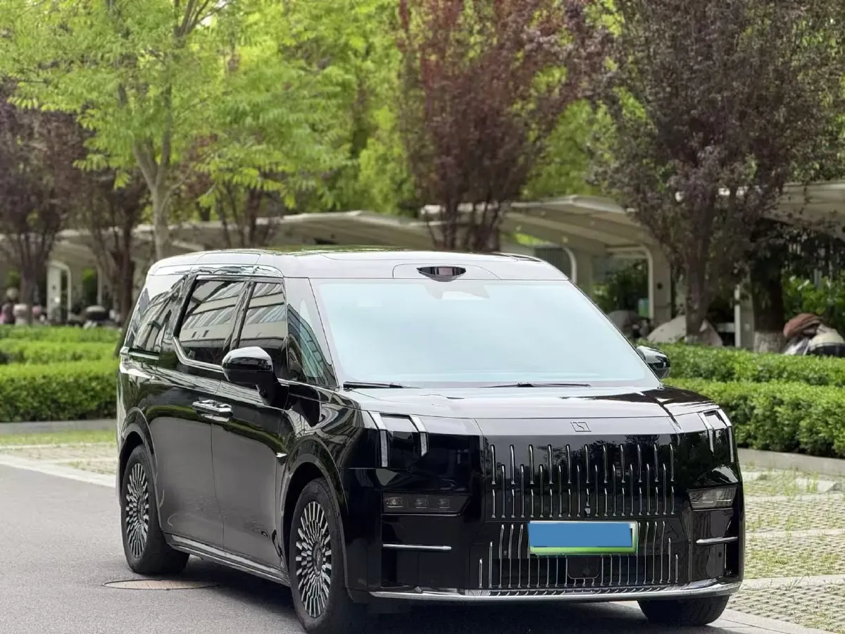 2024 Zeekr 009 BEV 108KWH,autocango,china used car exporter,china ev exporter,chinese used car exporter,chinese used ev exporter