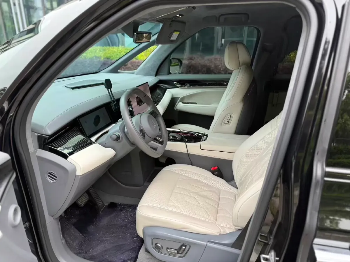 2024 Zeekr 009 BEV 108KWH,autocango,china used car exporter,china ev exporter,chinese used car exporter,chinese used ev exporter