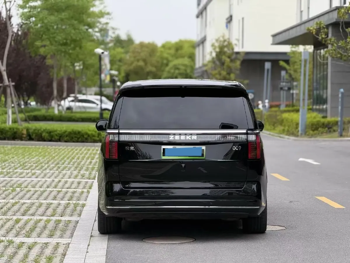2024 Zeekr 009 BEV 108KWH,autocango,china used car exporter,china ev exporter,chinese used car exporter,chinese used ev exporter