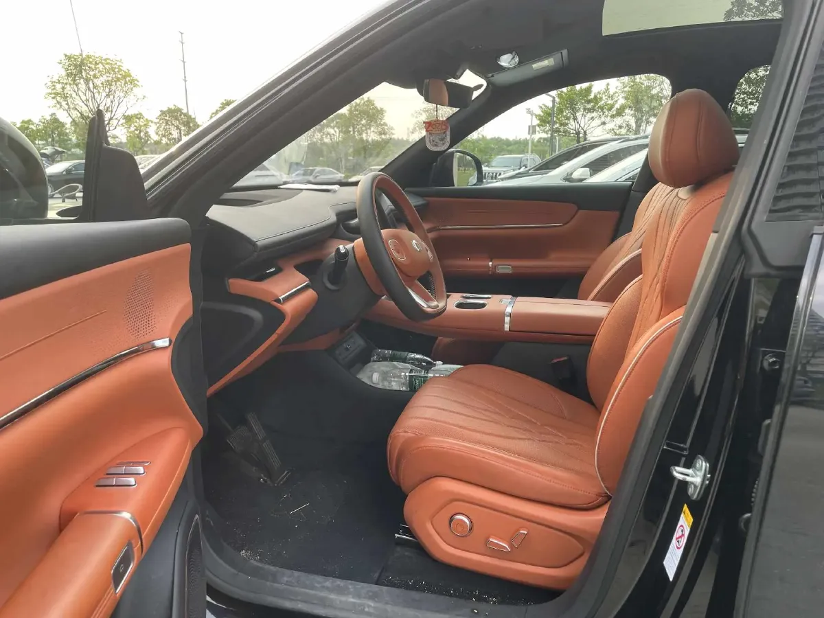 2025 ChangAn QiYuan Q07 1.5T 150HP L4 E-CVT PHEV,autocango,china used car exporter,china ev exporter,chinese used car exporter,chinese used ev exporter