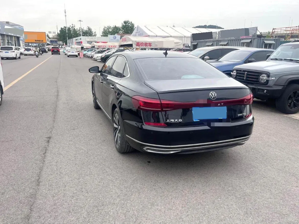 2025 Volkswagen Passat 2.0T 220HP L4 7DCT,autocango,china used car exporter,china ev exporter,chinese used car exporter,chinese used ev exporter