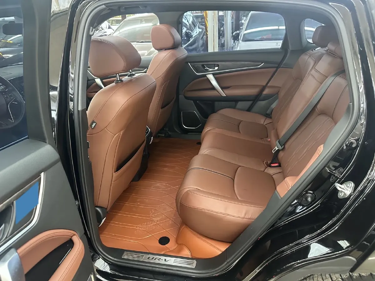 2020 Honda UR-V 2.0T 272HP L4 9AT,autocango,china used car exporter,china ev exporter,chinese used car exporter,chinese used ev exporter