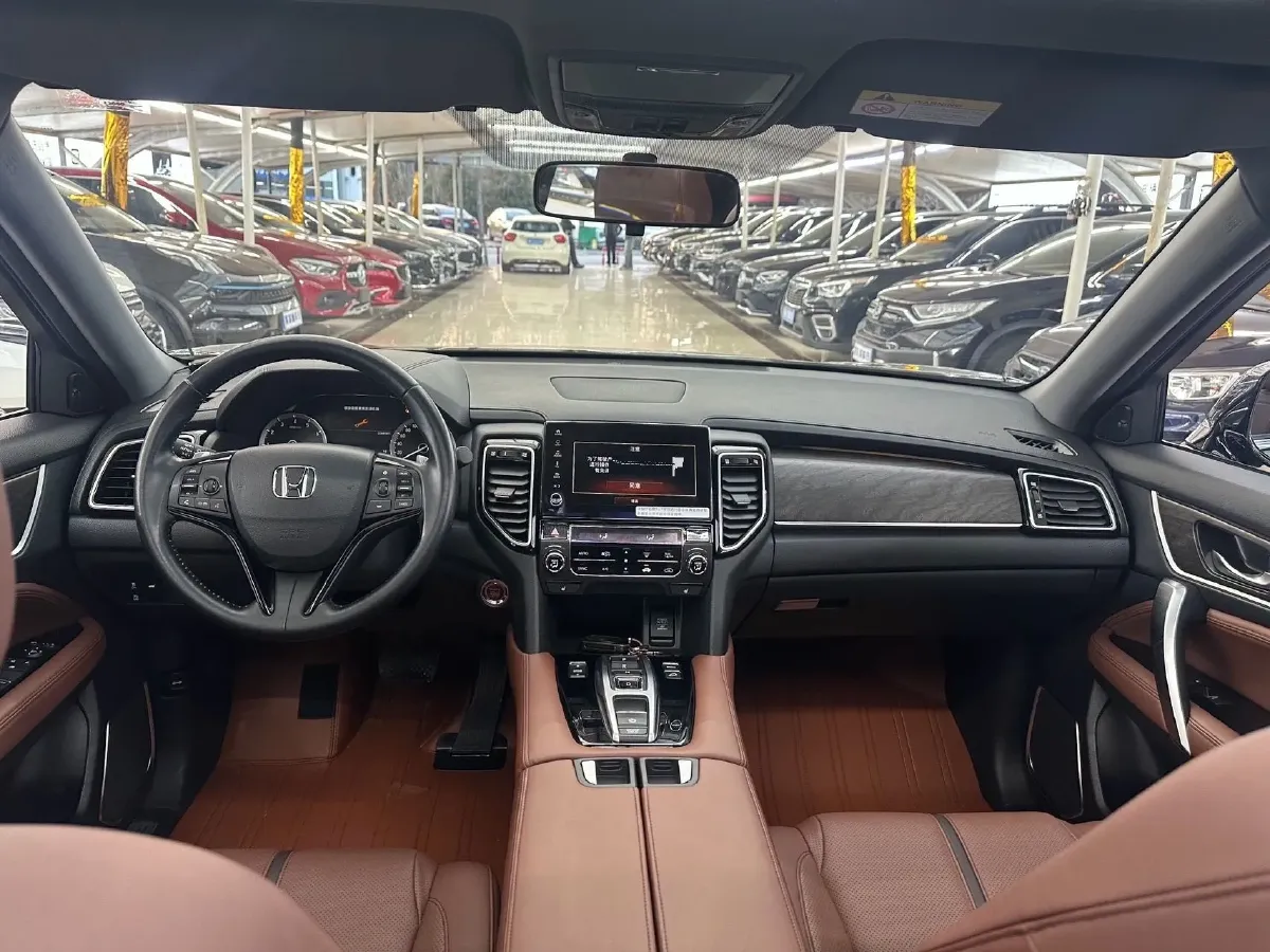 2020 Honda UR-V 2.0T 272HP L4 9AT,autocango,china used car exporter,china ev exporter,chinese used car exporter,chinese used ev exporter