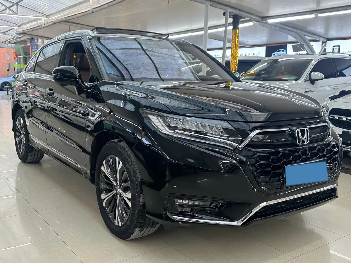 2020 Honda UR-V 2.0T 272HP L4 9AT,autocango,china used car exporter,china ev exporter,chinese used car exporter,chinese used ev exporter