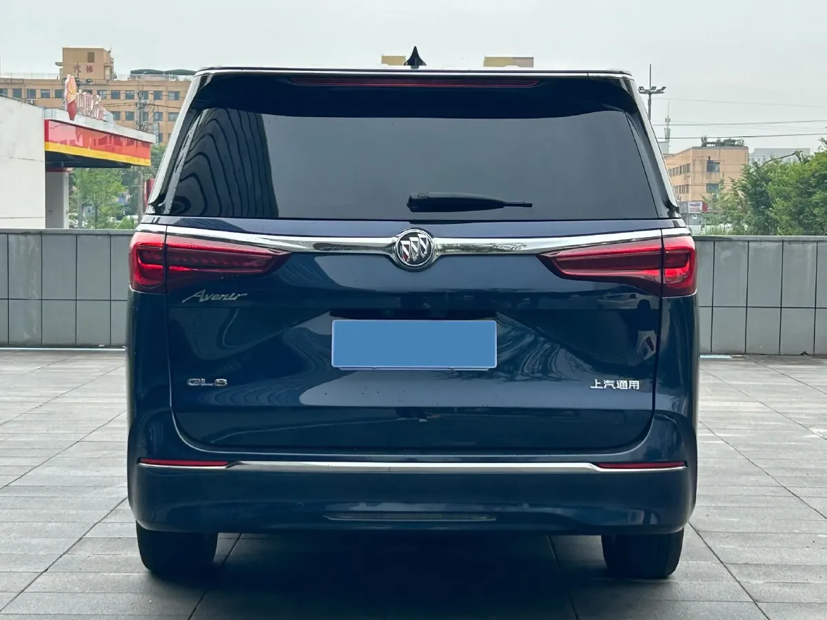 2022 Buick GL8 2.0T 237HP L4 9AT,autocango,china used car exporter,china ev exporter,chinese used car exporter,chinese used ev exporter