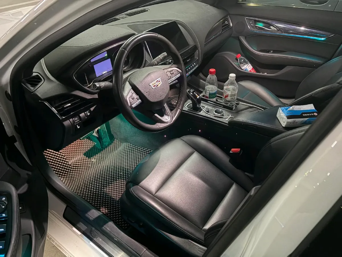 2020 Cadillac CT5 2.0T 241HP L4 10AT,autocango,china used car exporter,china ev exporter,chinese used car exporter,chinese used ev exporter