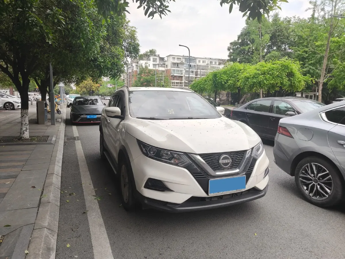 2023 Nissan Qashqai 2.0L 151HP L4 CVT,autocango,china used car exporter,china ev exporter,chinese used car exporter,chinese used ev exporter