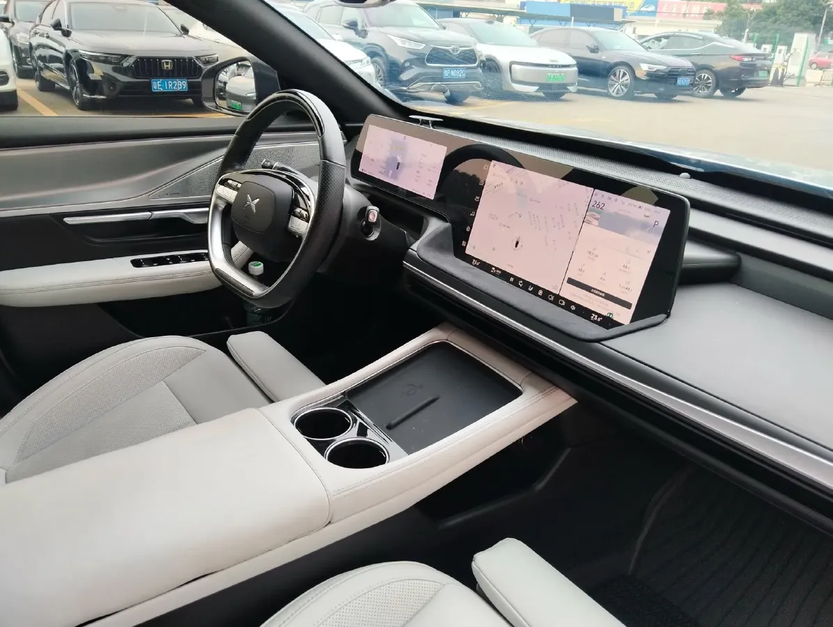 2024 Xpeng P7 BEV 64.4KWH,autocango,china used car exporter,china ev exporter,chinese used car exporter,chinese used ev exporter