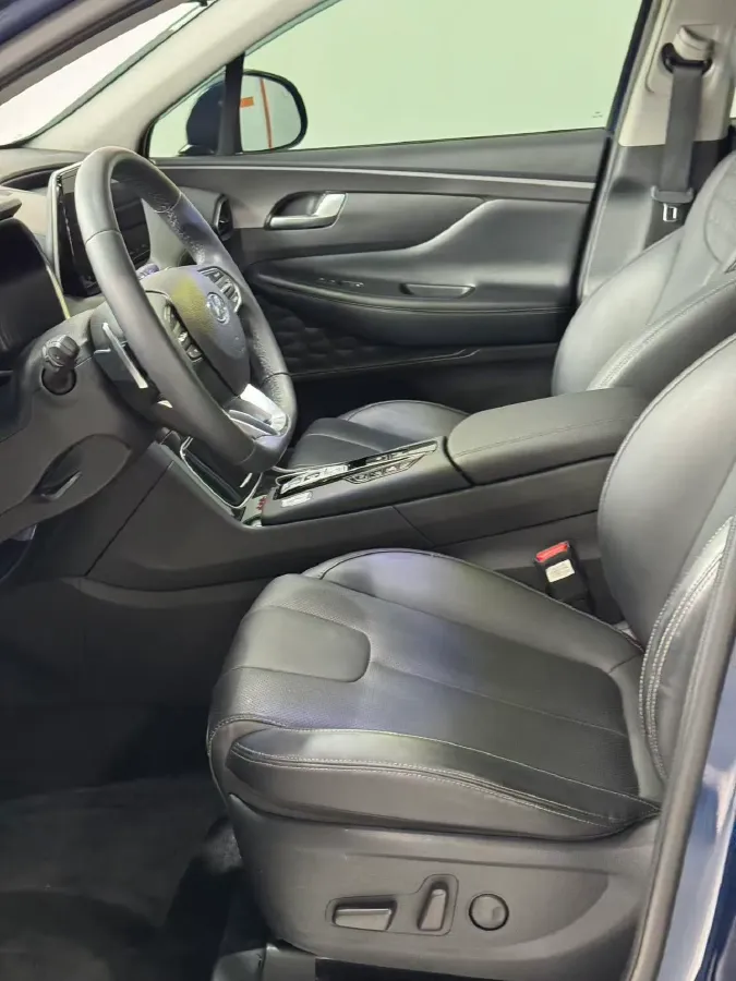 2019 Hyundai Santafe 2.0T 240HP L4 8AT,autocango,china used car exporter,china ev exporter,chinese used car exporter,chinese used ev exporter