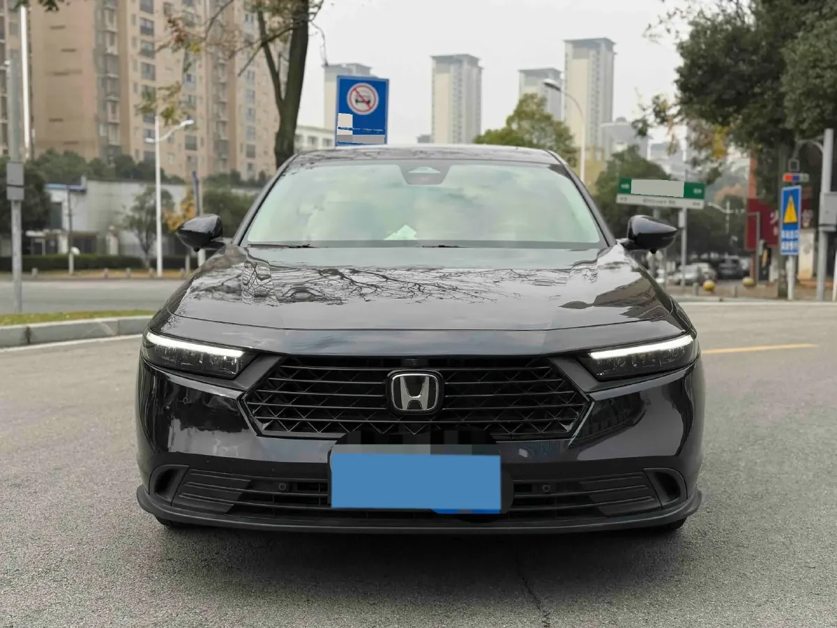 2025 Honda Accord 1.5T 192HP L4 CVT,autocango,china used car exporter,china ev exporter,chinese used car exporter,chinese used ev exporter